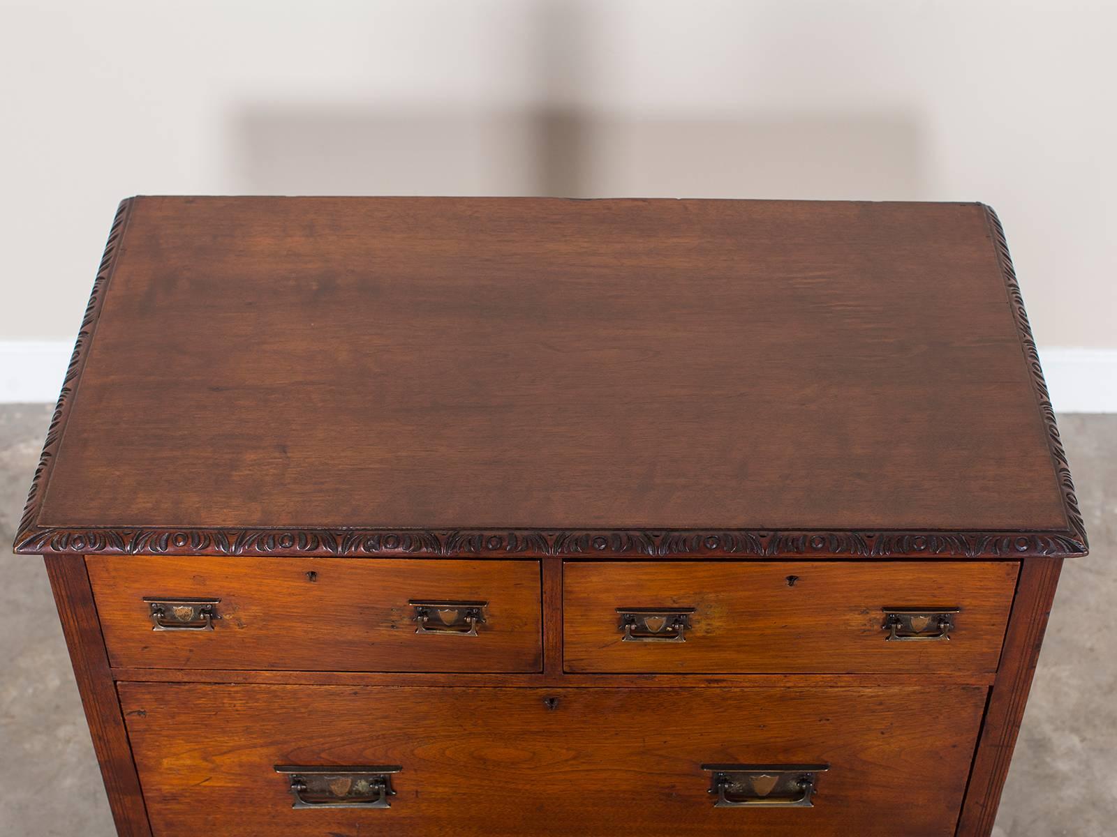 Antique English Arts and Crafts Mahogany Chest of Drawers, circa 1890 In Excellent Condition In Houston, TX