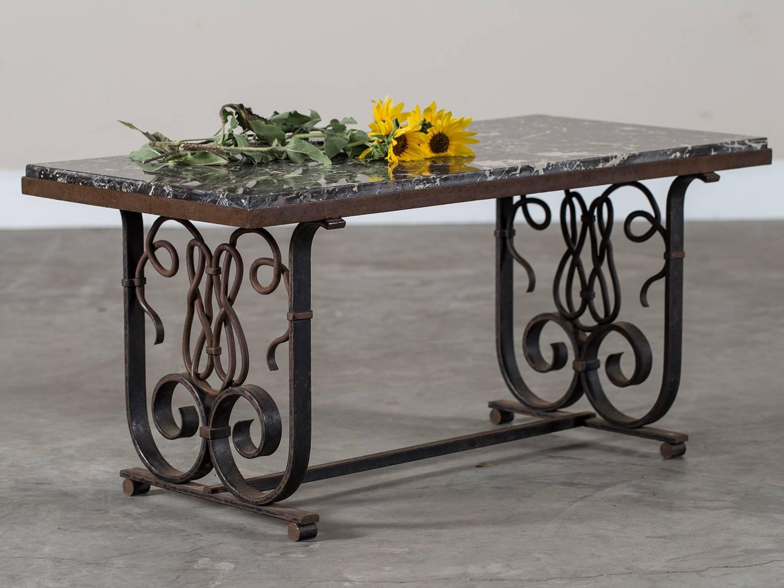 Vintage French Art Nouveau Iron and Marble Coffee Table, circa 1920 In Excellent Condition In Houston, TX