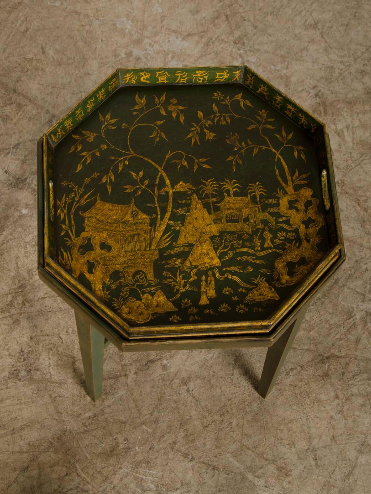 Antique English Chinoiserie Painted, Gilded Octagonal Tray Coffee Table In Excellent Condition In Houston, TX