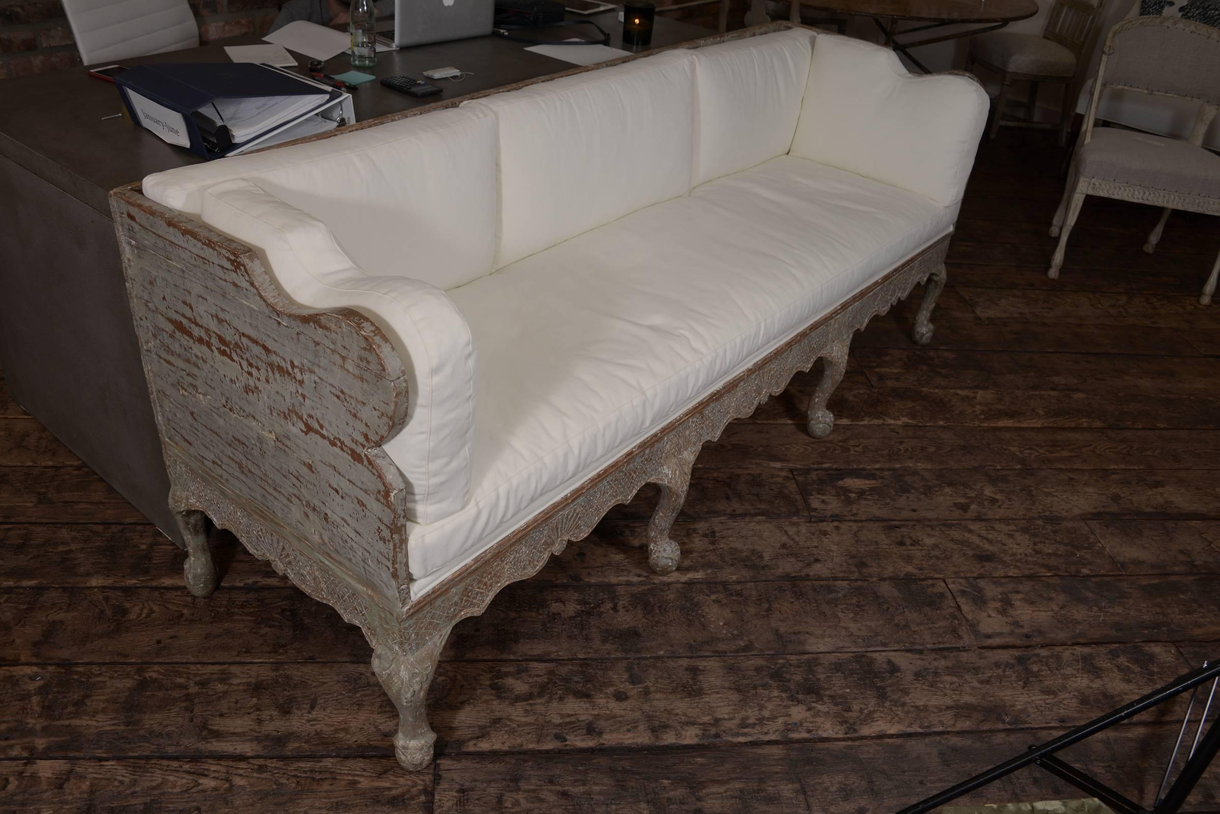 Swedish Trag Sofa In Excellent Condition For Sale In Houston, TX