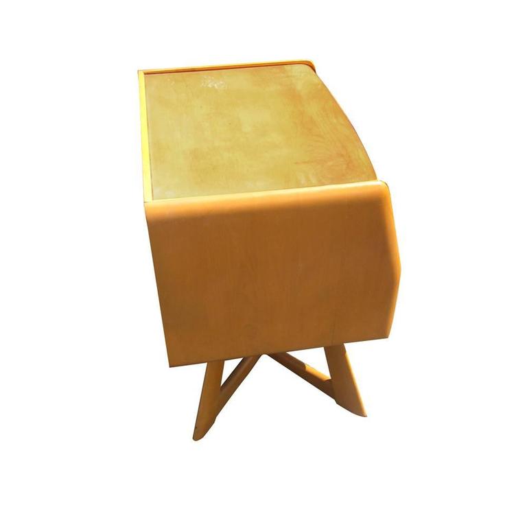 Vintage Mid-Century Sculptura Nightstand by Heywood ...