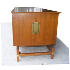 Vintage Mid-Century Credenza Buffet Hickory Furniture
