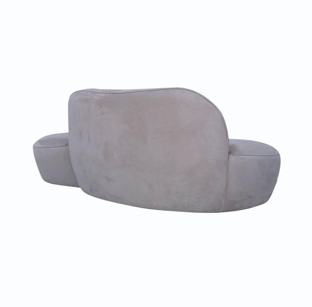 7.5 Mid-Century Modern Vladimir Kagan Curved Cloud Sofa In Excellent Condition In Pasadena, TX