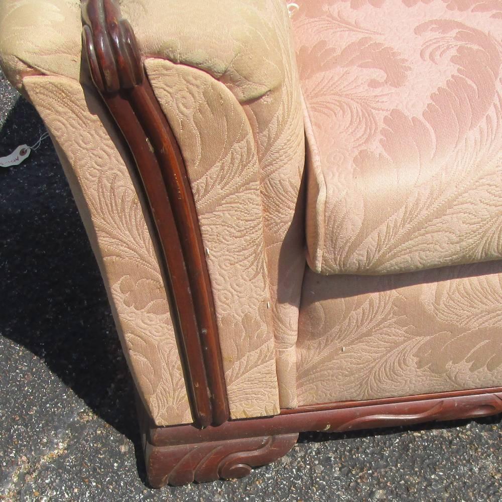 Vintage Art Deco couch 

Curvy and classic deco details. Reupholster recommended.
 
        