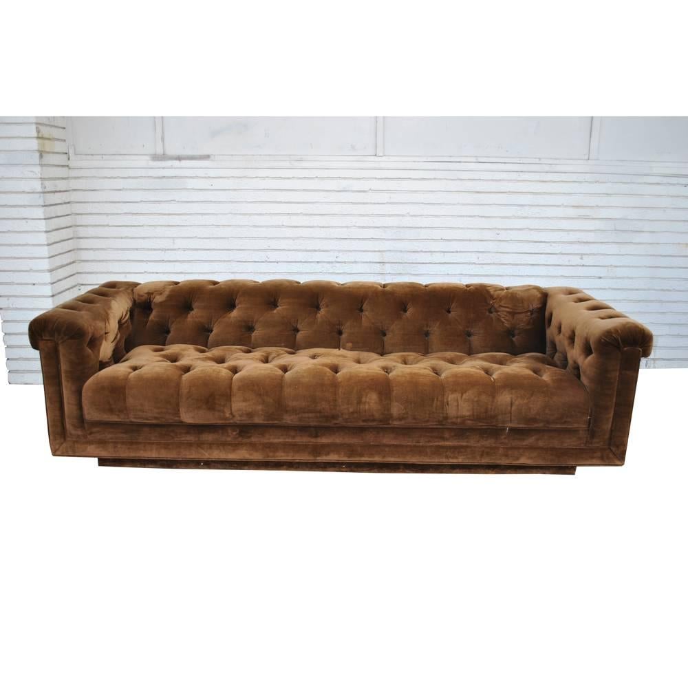 Vintage 8ft Dunbar Wormley Party 
Sofa

1950s design
Large-scale iconic sofa in a chesterfield style. 
Reupholstery recommended.

6ft sofa available.
See last photo

