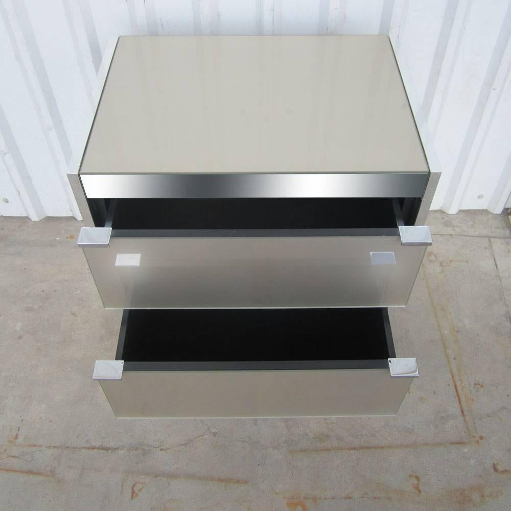 O.B. Solie for Guy Barke Pair of Ello Mirrored Nightstands In Good Condition In Pasadena, TX