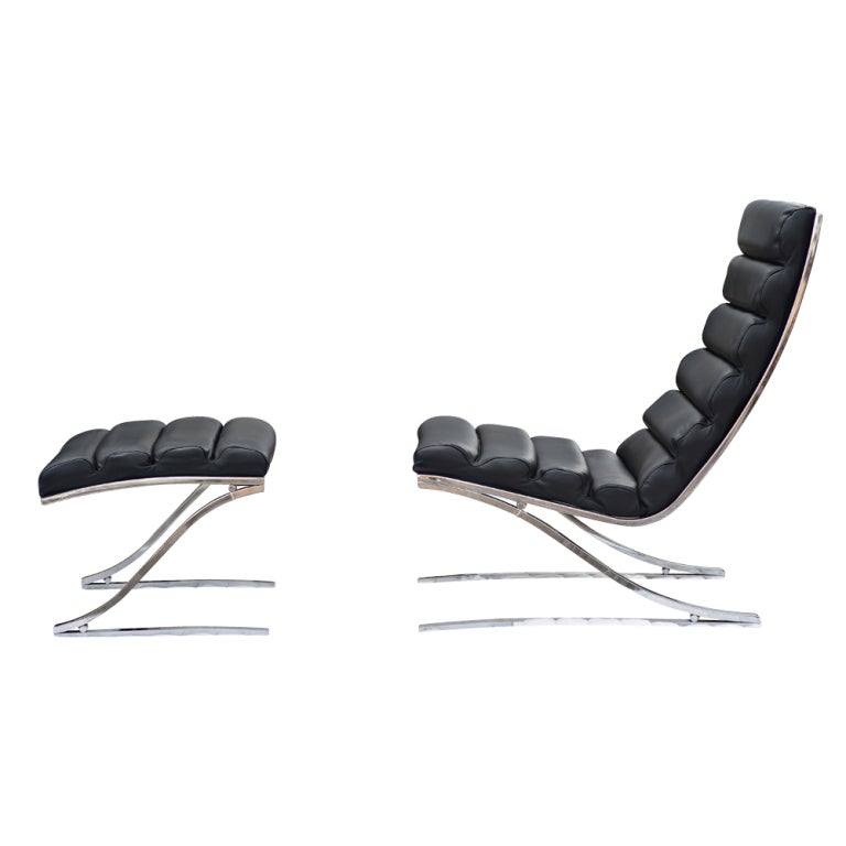 Design Institute of America Lounge Chair and Ottoman
