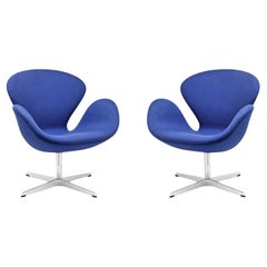 1 paire de Fritz Hansen  Chaise cygne d'Arne Jacobsen