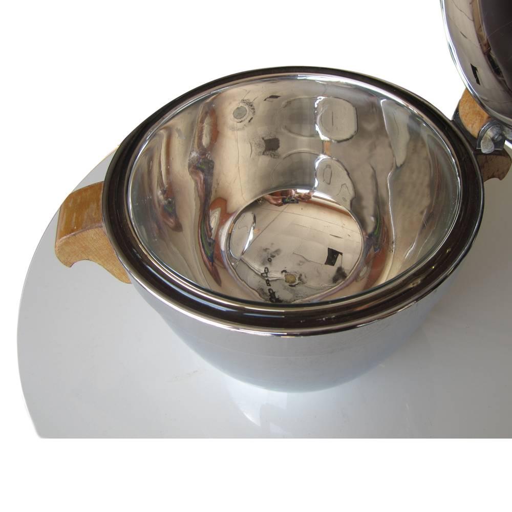 Vintage Manning Bowman Art Deco Wood Chrome Ice Bucket In Good Condition In Pasadena, TX