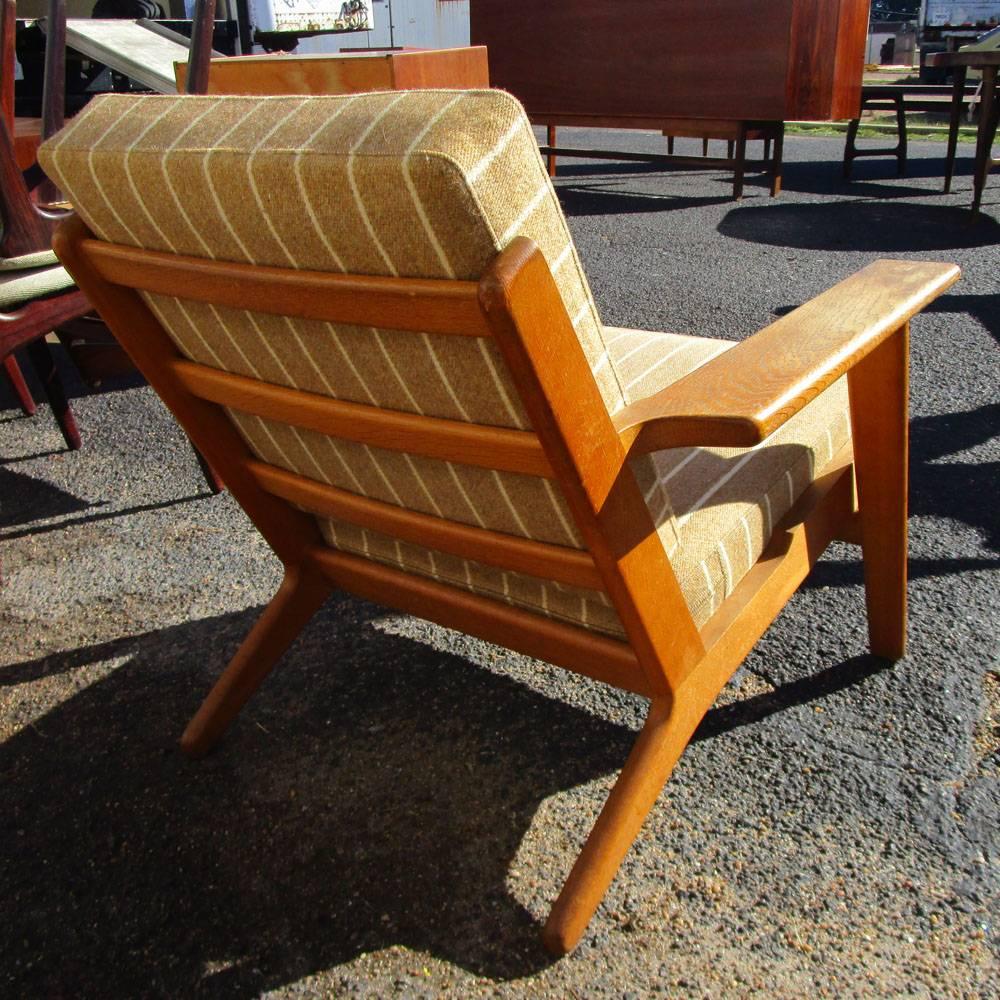 Danish Original Upholstery Hans Wegner Armchair or Lounge Chair for Getama