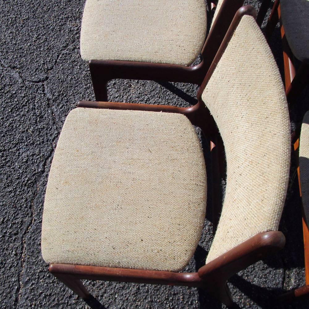 Mid-Century Modern Vintage Set of Six Midcentury Rosewood Dining Chairs by Erik Buch