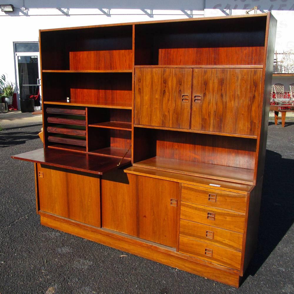 Danish  1 Rosewood Poul Hundevad Wall Unit for Jensen & Herning For Sale