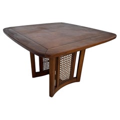 Dining Room Tables