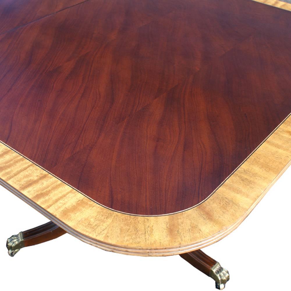 Henredon Walnut And Mahogany Desk Dining Table  In Good Condition In Pasadena, TX