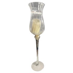 Kerzenhalter aus Glas mit langem Stiel