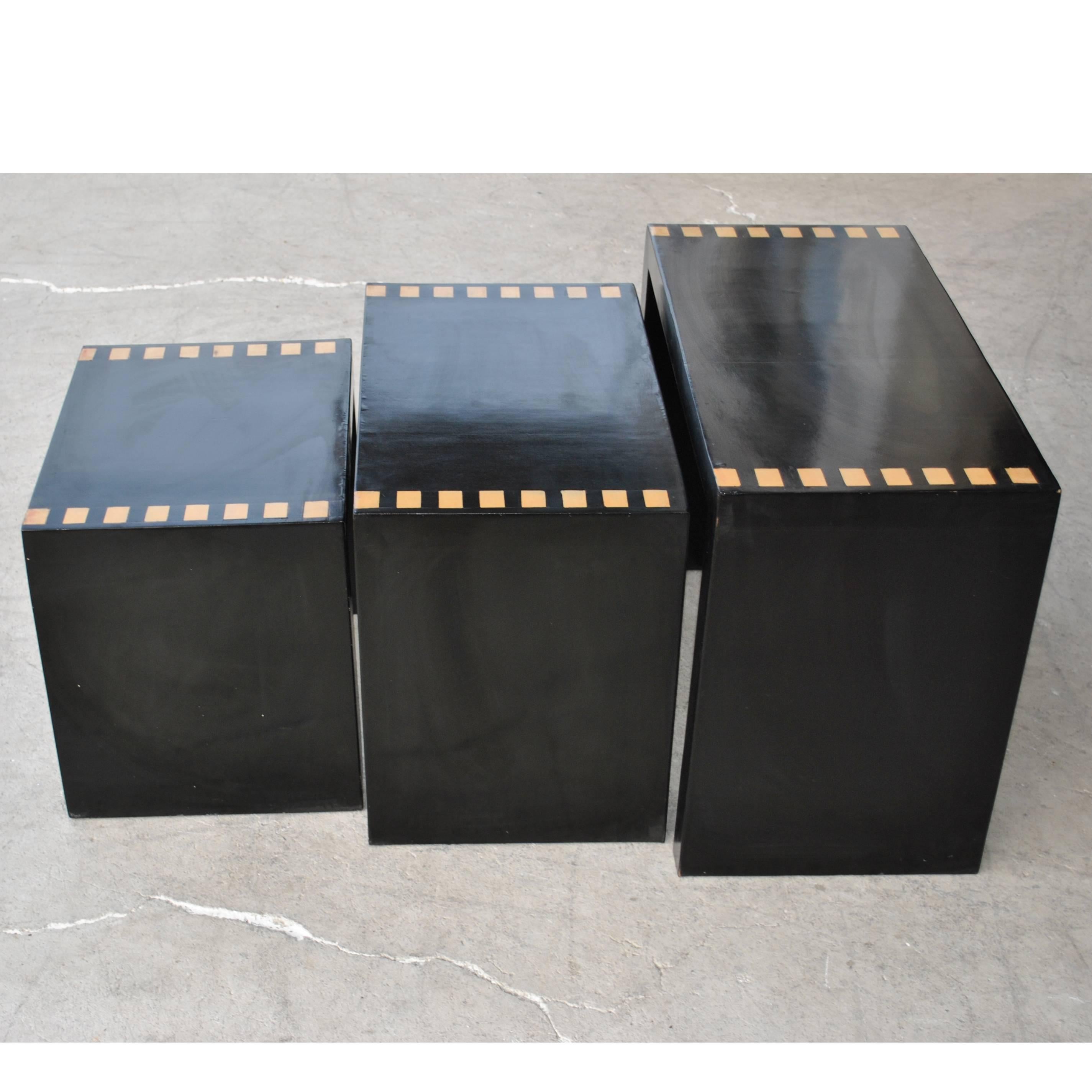 Three Black Lacquer Nesting Tables In Good Condition In Pasadena, TX
