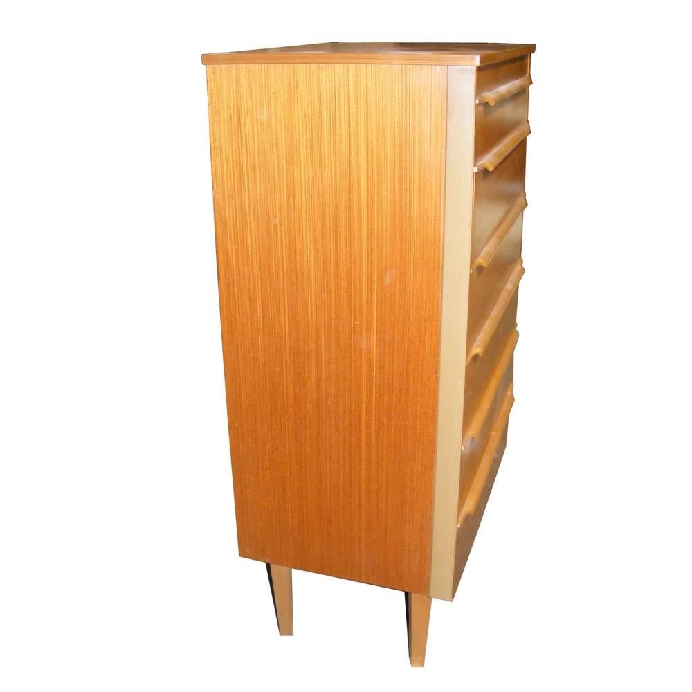 Mid-Century Modern Scandinavian Style Teak Highboy Chest of Drawers In Good Condition In Pasadena, TX