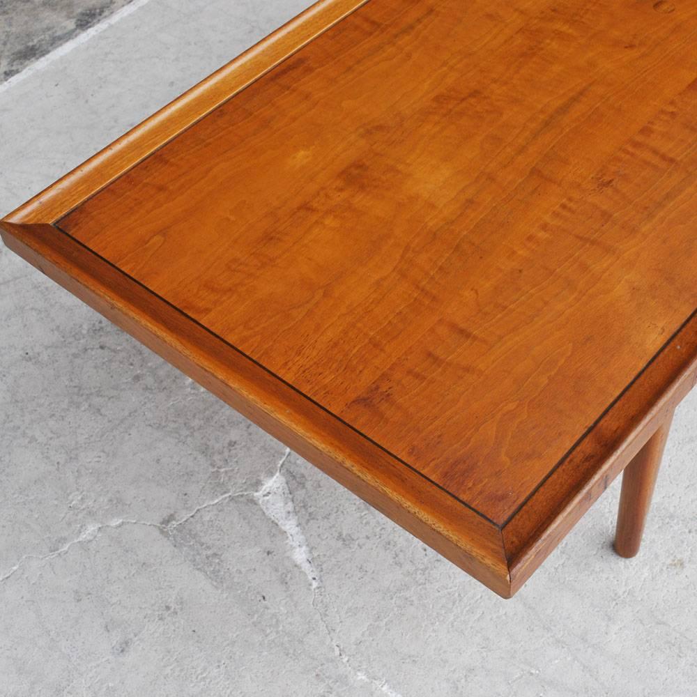 Américain Table basse longue Kipp Stewart sur panneau par Drexel en vente