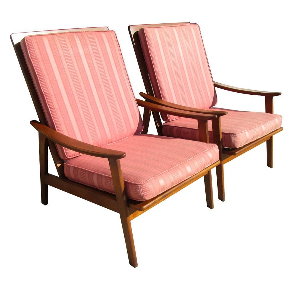 Vintage midcentury pair of Danish lounge chairs
Walnut frame with striped upholstery
Reupholstery recommended.