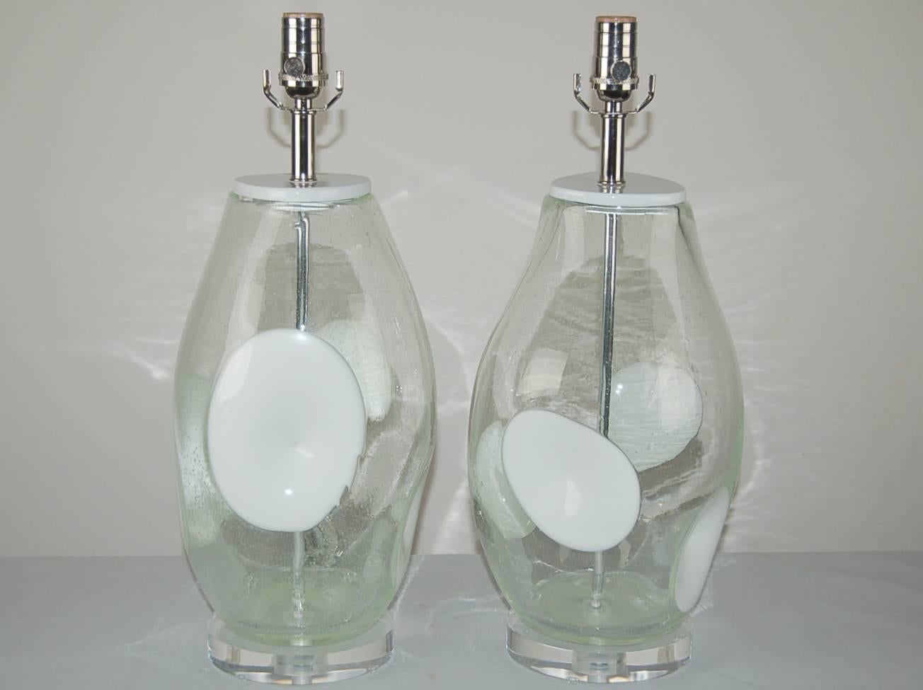 Mid-Century Modern Pair of Vintage Hand Blown Pulegoso Art Glass Lamps For Sale