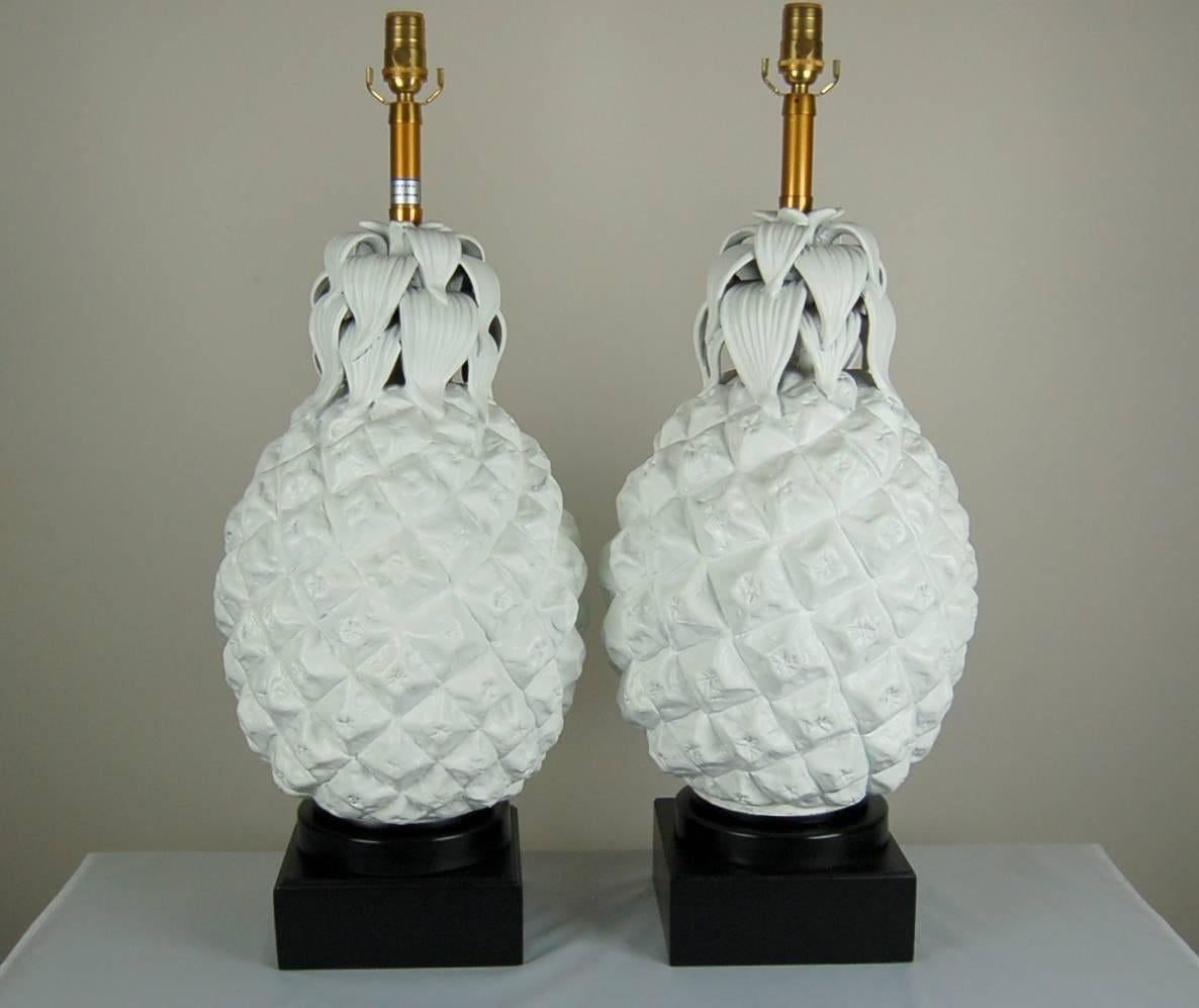 Mid-Century Modern Matched Pair of Vintage Italian Ceramic Pineapple Lamps from Marbro