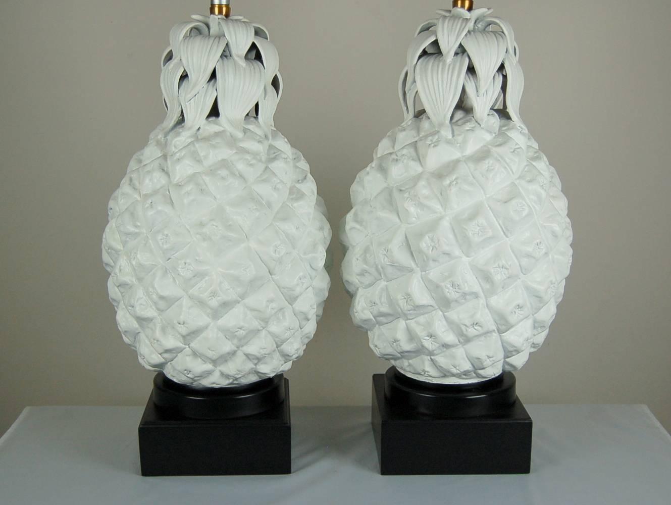 Lacquered Matched Pair of Vintage Italian Ceramic Pineapple Lamps from Marbro
