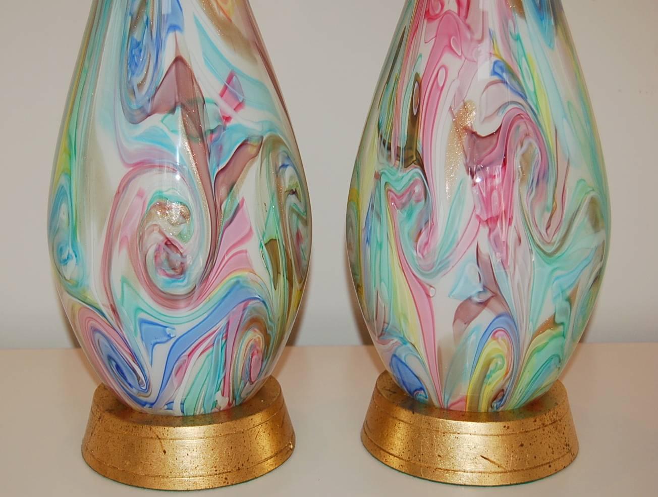 Fratelli Toso Murano Lamps of Multicolored Swirls In Excellent Condition For Sale In Little Rock, AR