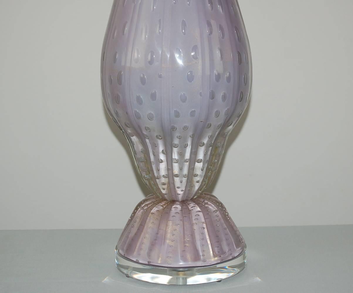 Enormous Vintage Murano Table Lamp of Barbini Style in Lavender In Excellent Condition For Sale In Little Rock, AR