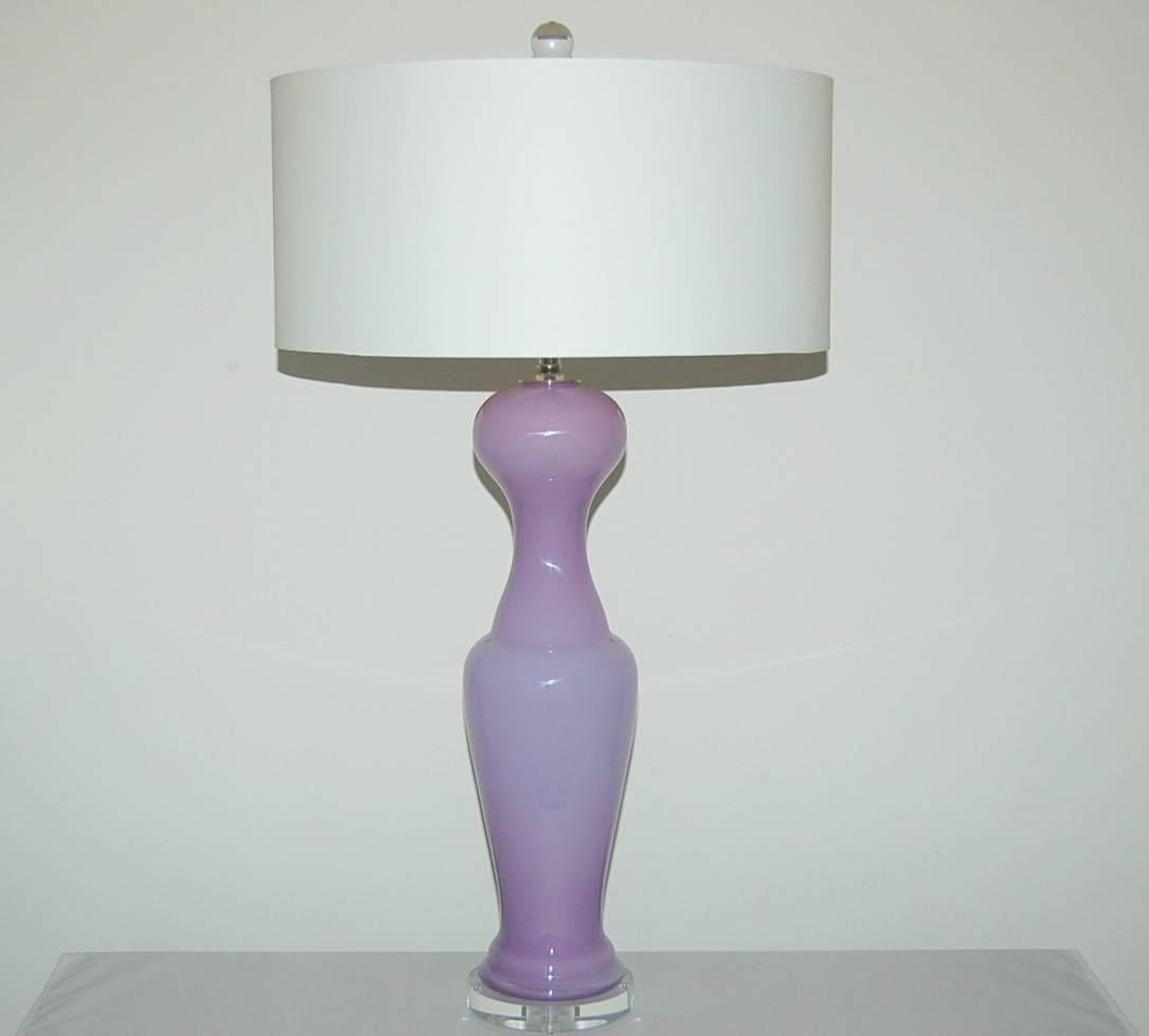 Lavender Opaline Murano Vintage Italian Lamps In Excellent Condition For Sale In Little Rock, AR