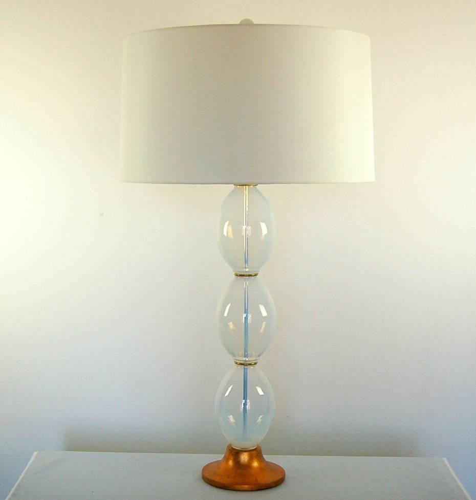 White Opaline Murano Vintage Italian Table Lamps In Excellent Condition For Sale In Little Rock, AR