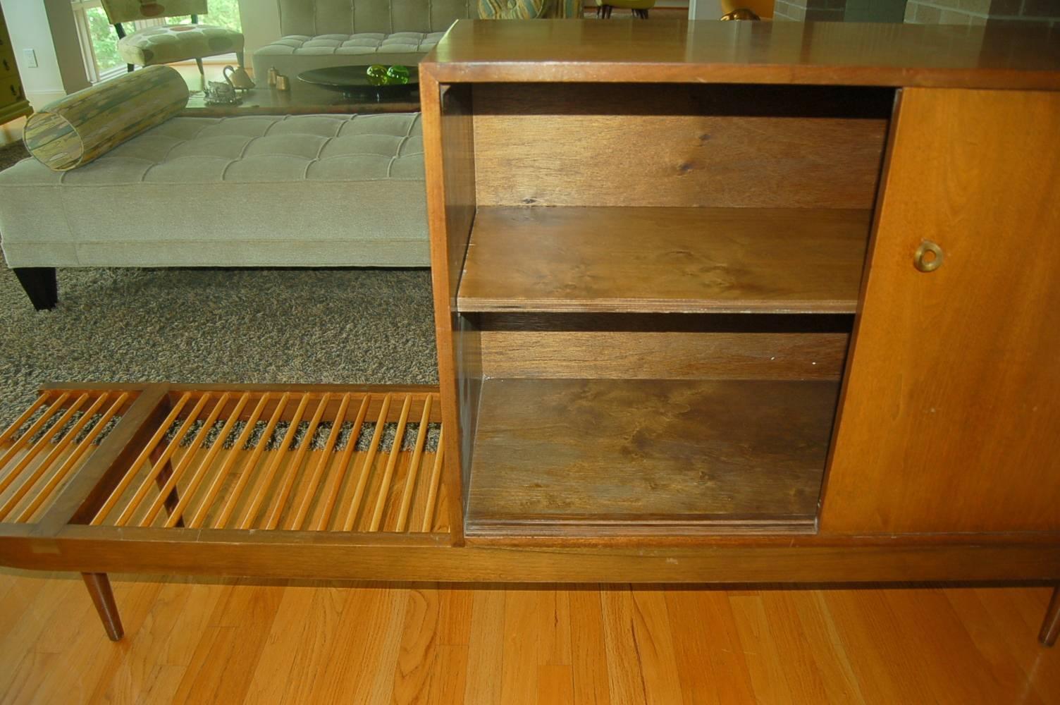 Milo Baughman Vintage Bench and Cabinet  1