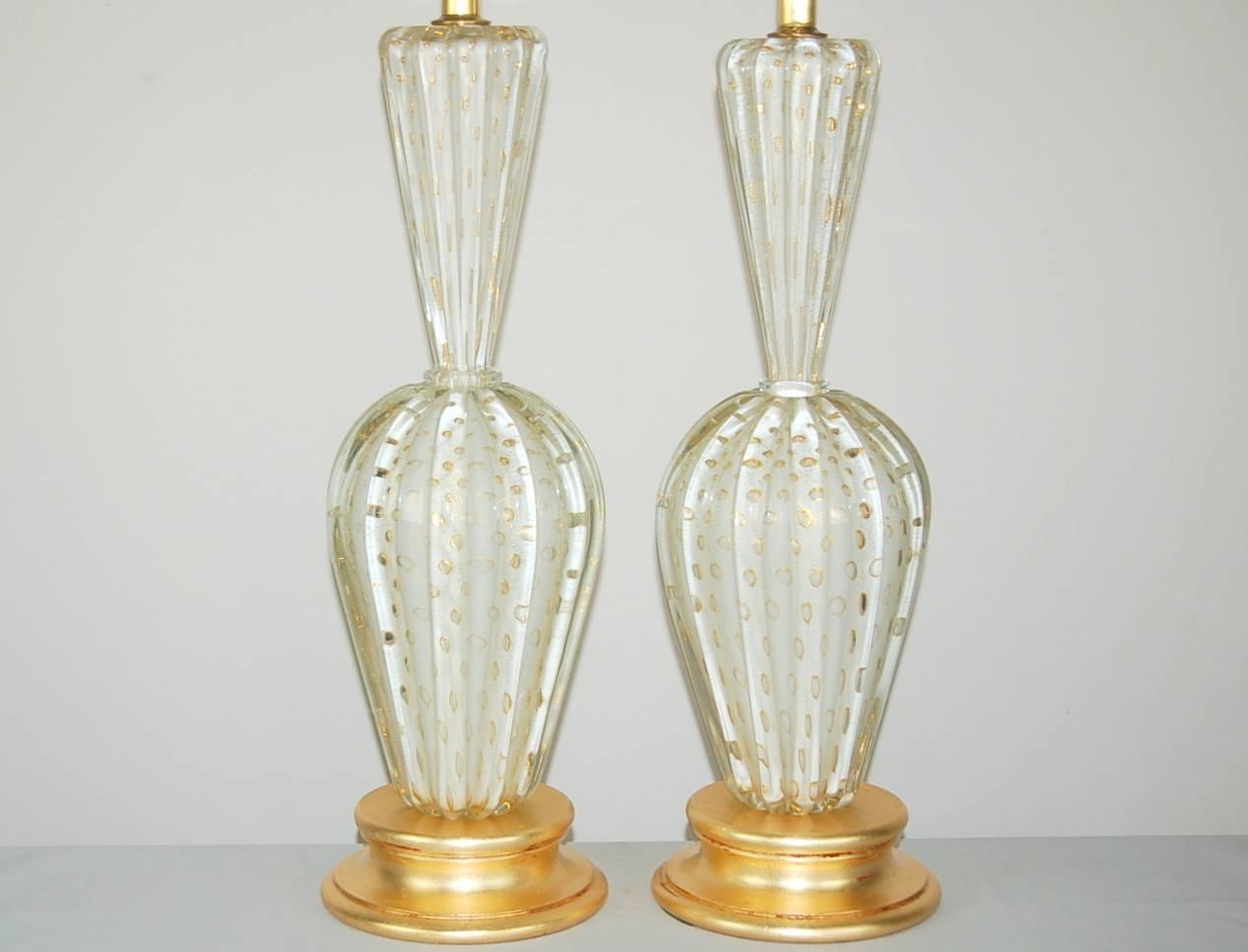 Hollywood Regency White Murano Lamps with Bubbles and Gold For Sale