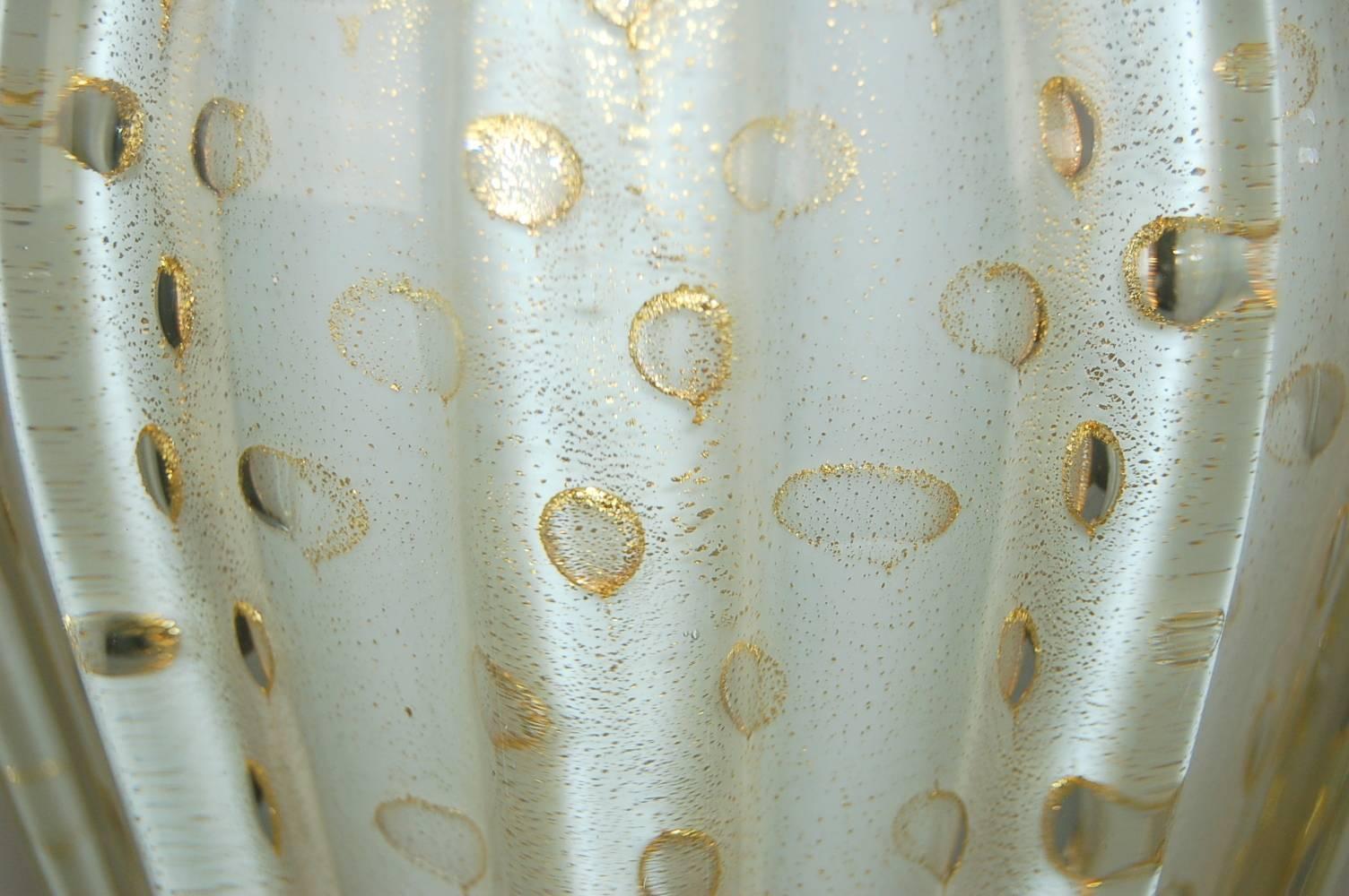 Mid-20th Century White Murano Lamps with Bubbles and Gold For Sale