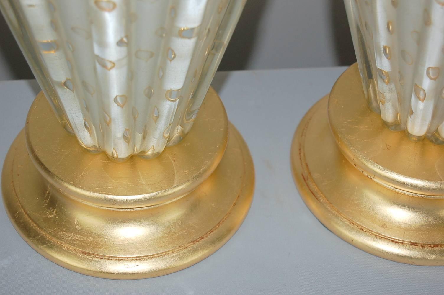 White Murano Lamps with Bubbles and Gold For Sale 2