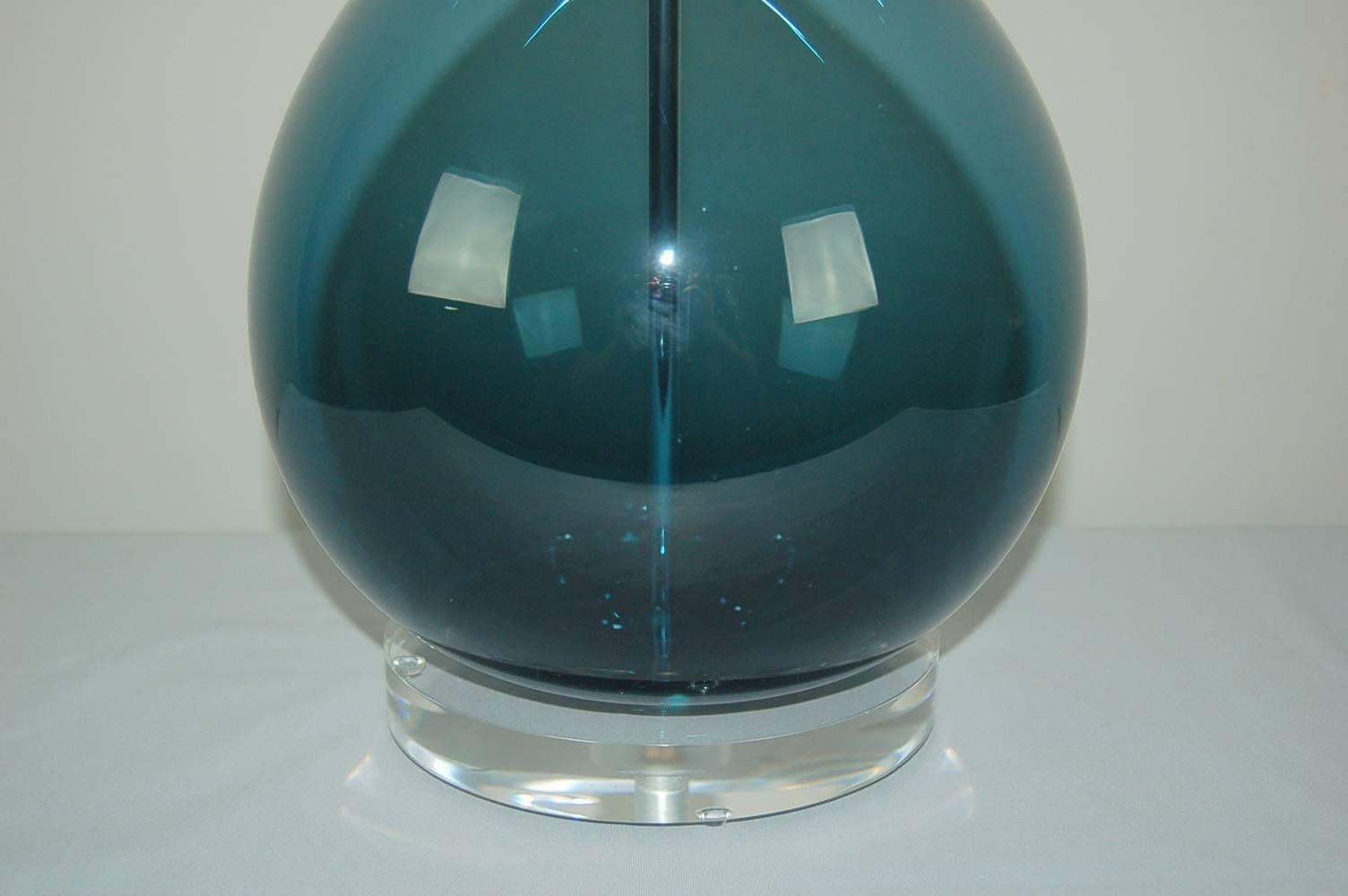 Blue Vintage Glass Table Lamp by Arthur Percy and Marbro In Excellent Condition For Sale In Little Rock, AR