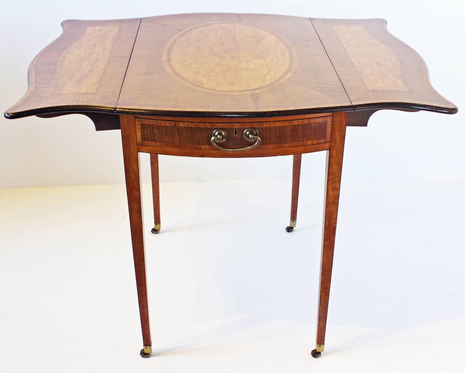 English George III Crossbanded Sycamore and Satinwood Pembroke Table For Sale