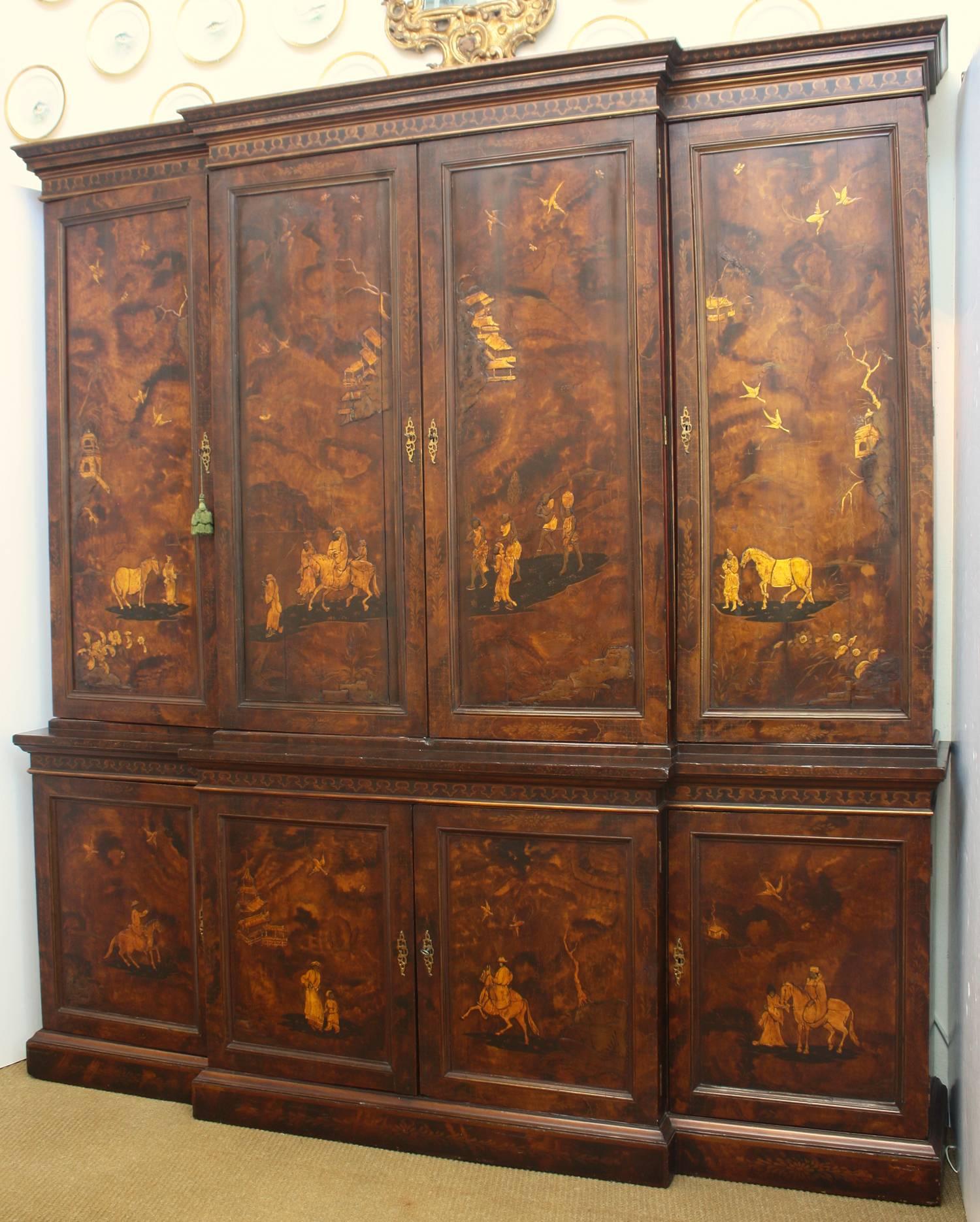 Japanned Chinoiserie George III Breakfront Bookcase with Adjustable Shelves
