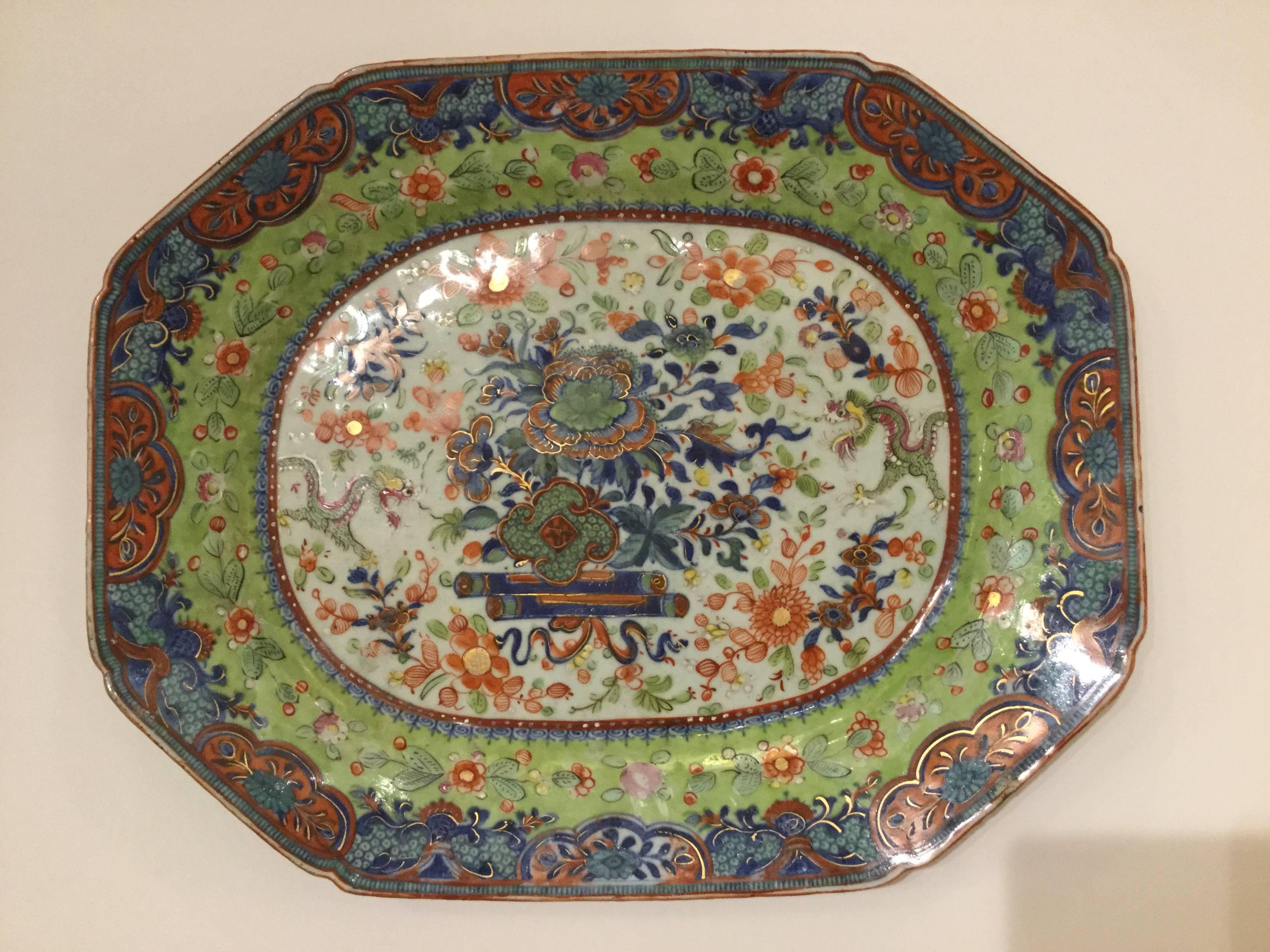 18th Century Clobbered Platter In Good Condition In Dallas, TX