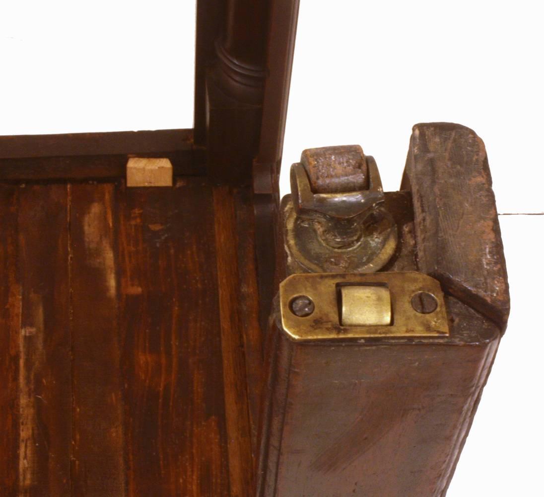 18. Jahrhundert George III Architektenschreibtisch / Verstellbarer Zeichentisch (Gegossen) im Angebot