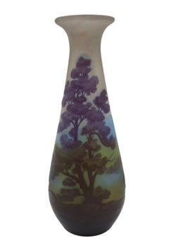 Jugendstil-Kunstglasvase aus den 1900er Jahren mit Landschaftsmotiv von Émile Gallé, Frankreich
