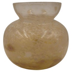 Vaso in vetro bombato in stile Art Déco degli anni '20, "Verre Marmoréen", di Charles Schneider, Francia
