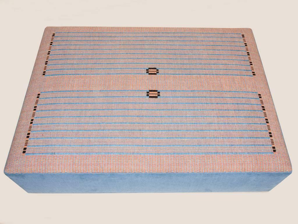 Ottoman with Handwoven Textile In Good Condition For Sale In London, GB