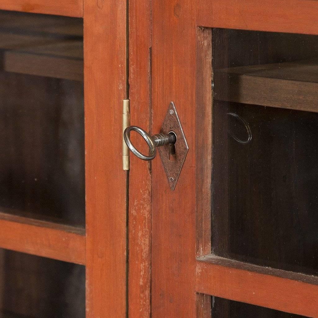 Red Painted Bookcase, circa 1910 For Sale 1