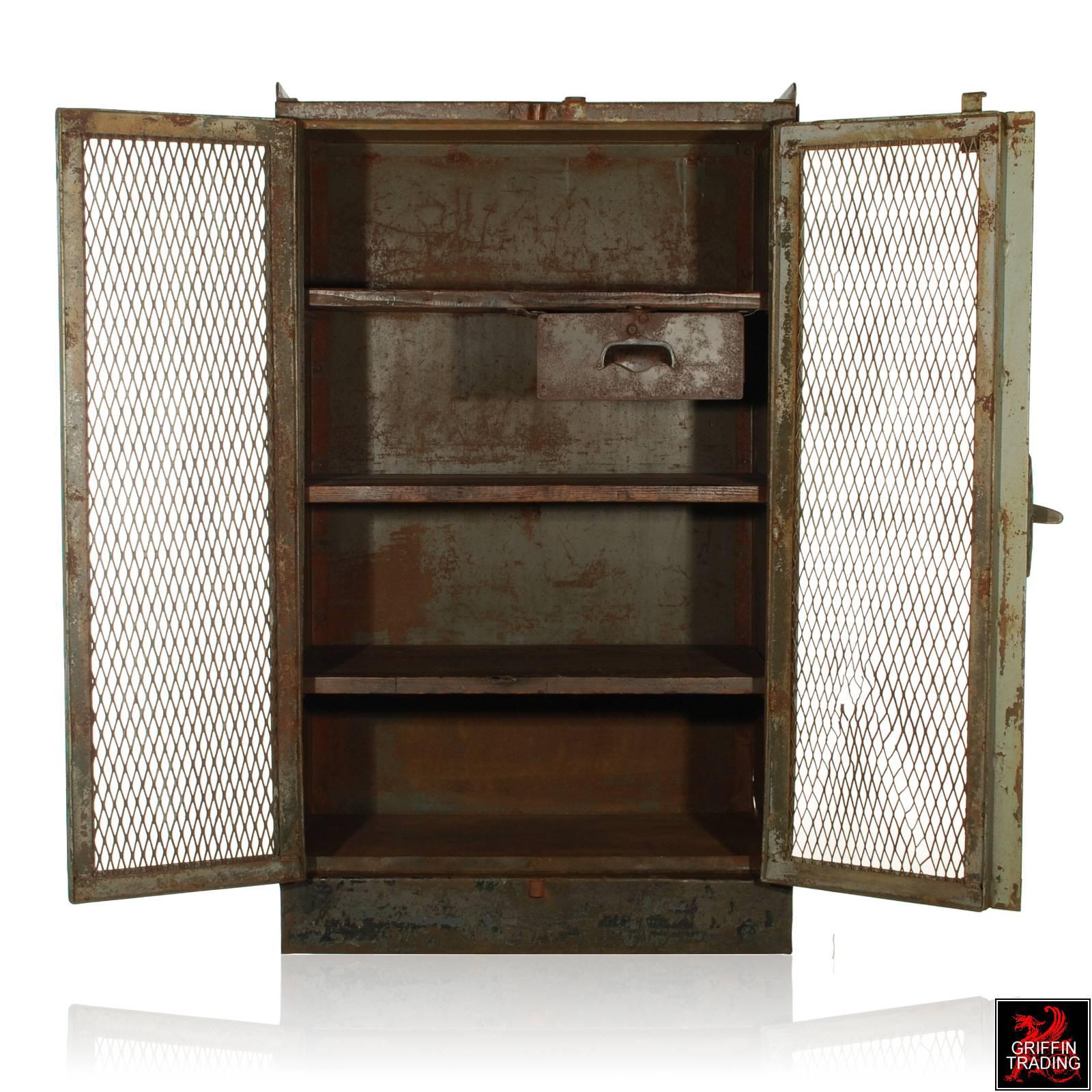 French Railroad Double Door Steel Cabinet In Good Condition For Sale In Dallas, TX