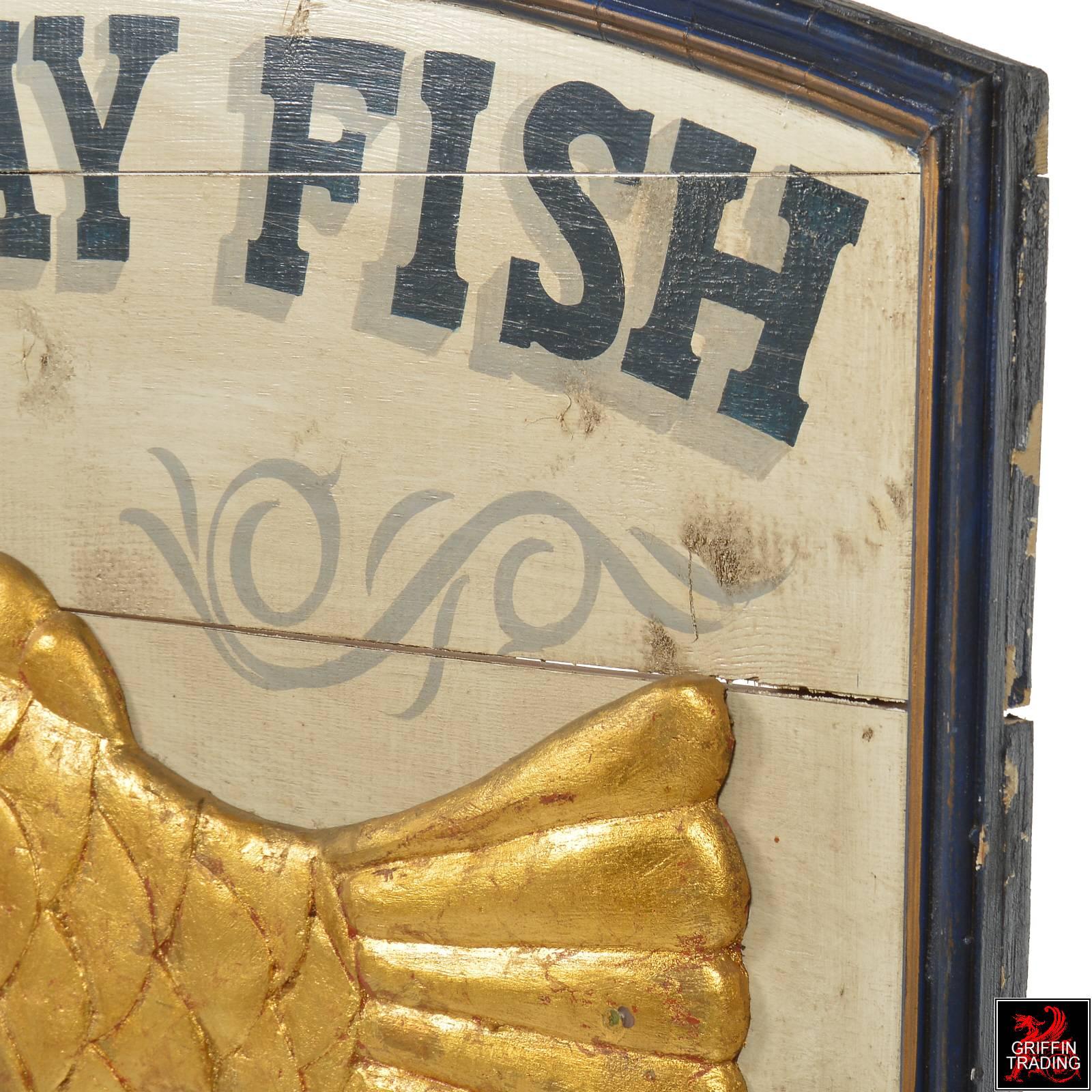 East Bay Fish Packing Company Trade Sign In Good Condition For Sale In Dallas, TX
