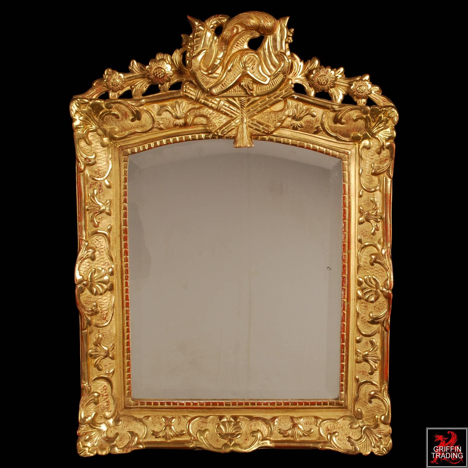 French Regency Beveled Mirror with Gold Giltwood Frame In Excellent Condition For Sale In Dallas, TX