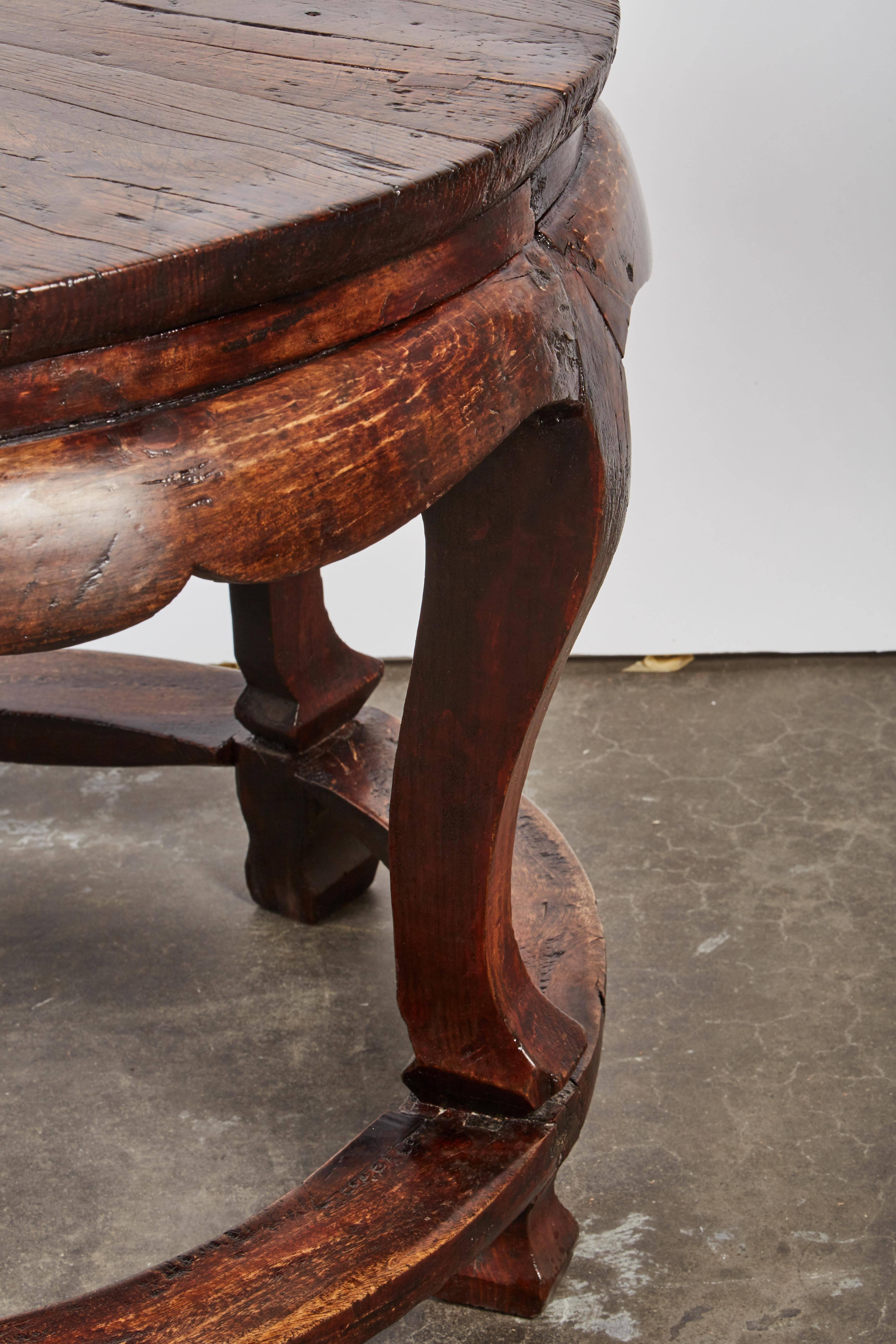 Mid-18th Century Chinese Elm Low Round Table 2