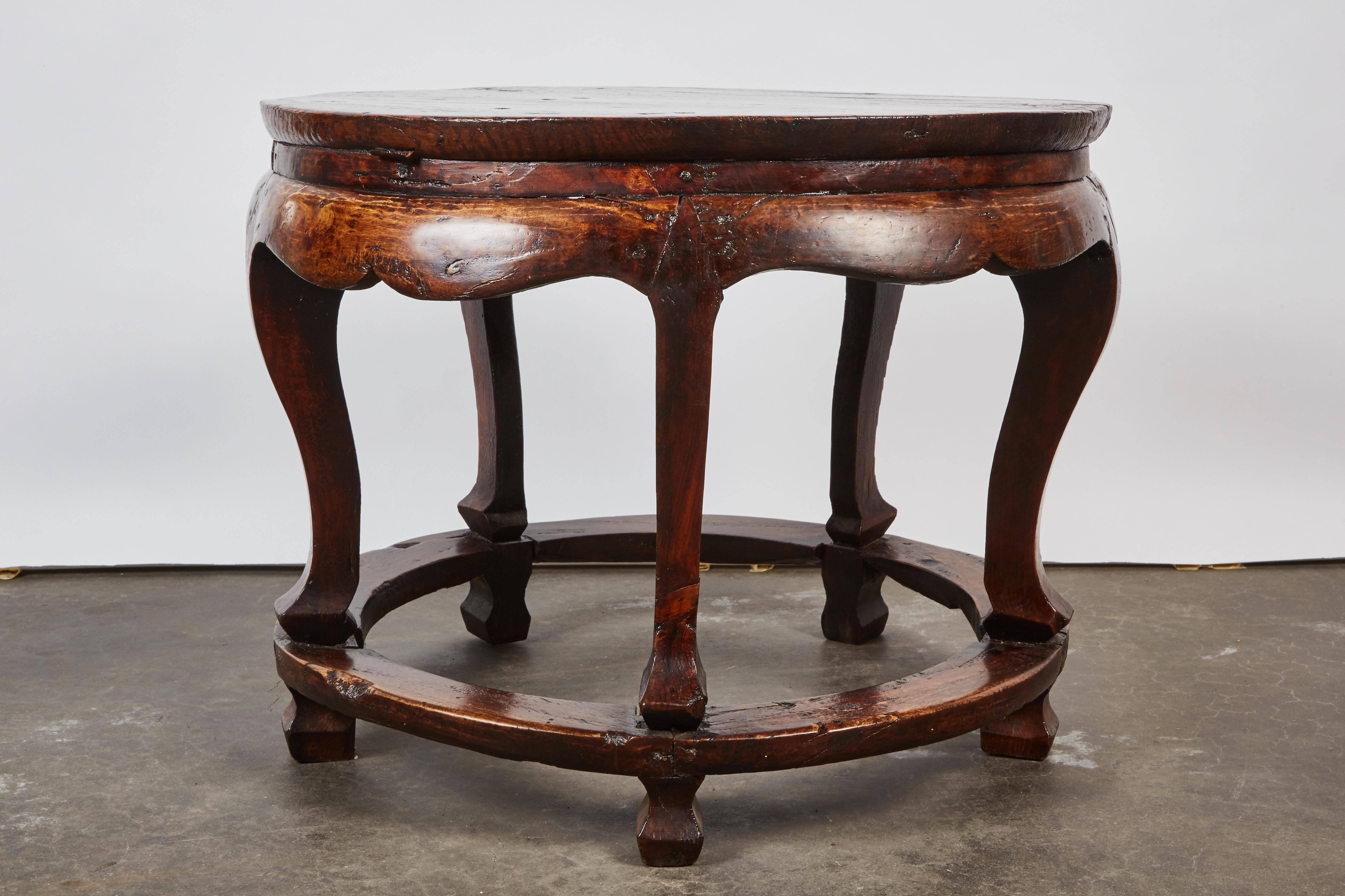 Mid-18th Century Chinese Elm Low Round Table 3