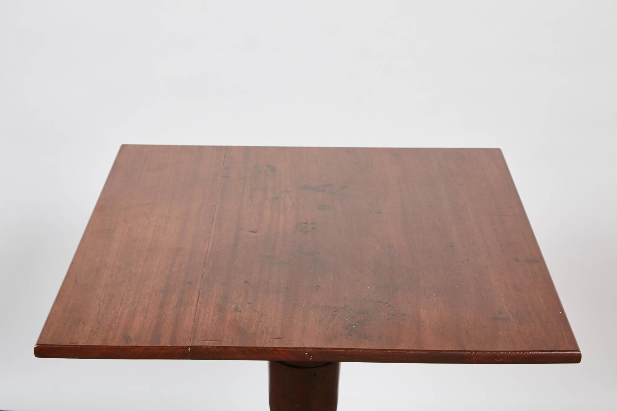 Colonial Revival Mid-19th Century Tindalo Wood Square Top Pedestal Table