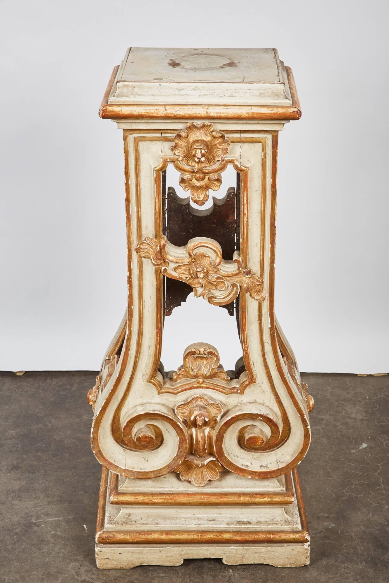 18th Century and Earlier Pair of 18th Century Italian Rococo Cream Painted and Parcel Gilt-Pedestal For Sale